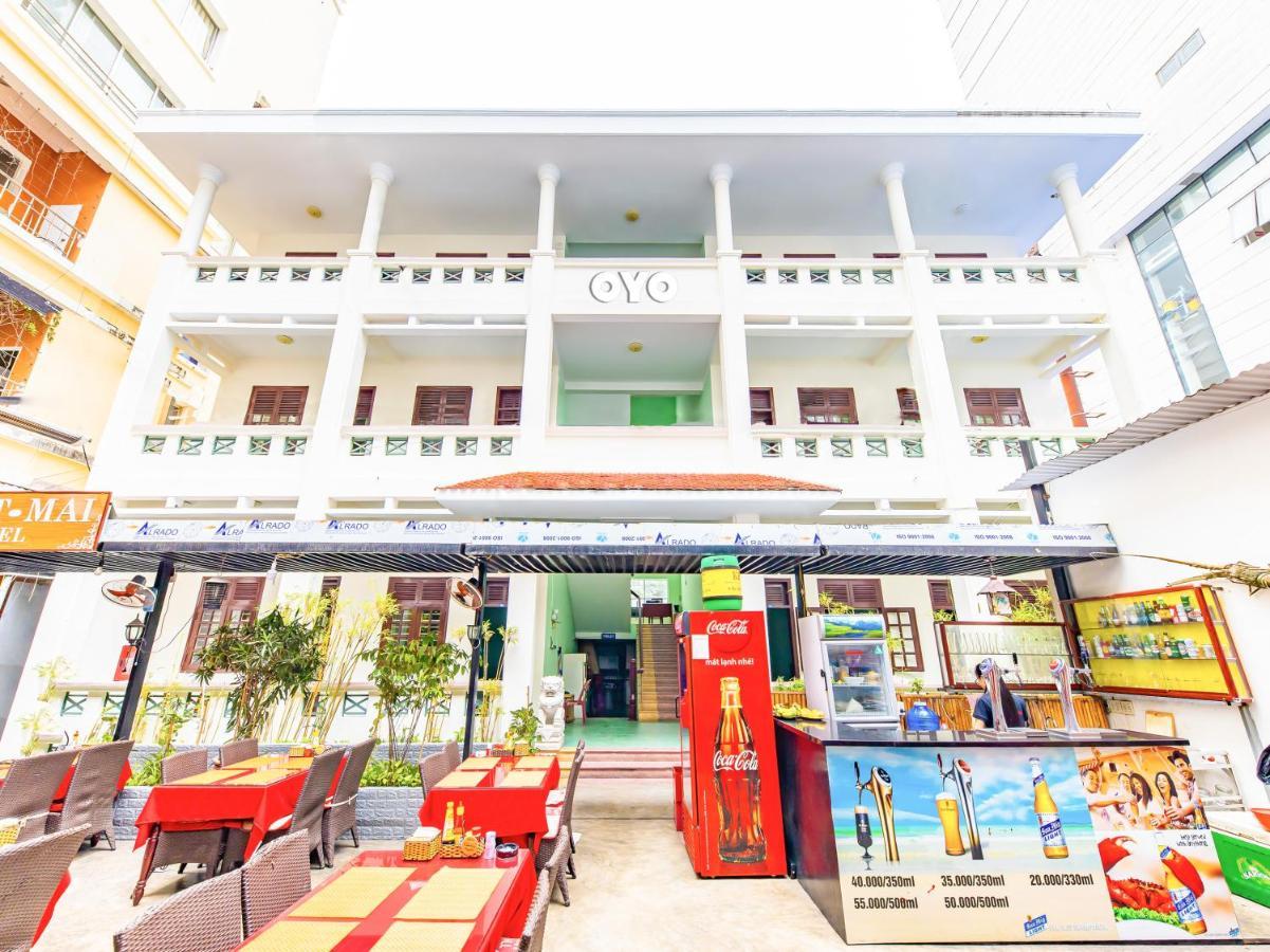 Oyo 381 Tuyet Mai Hotel Nha Trang Dış mekan fotoğraf