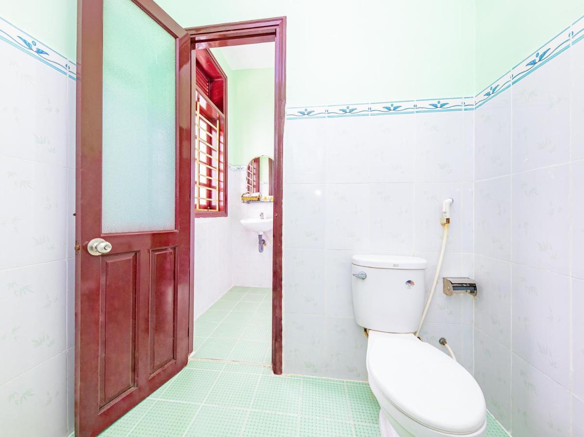 Oyo 381 Tuyet Mai Hotel Nha Trang Dış mekan fotoğraf